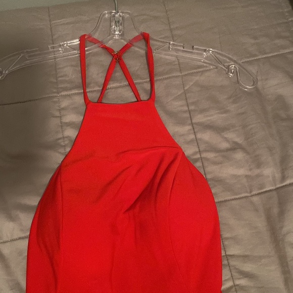 RED PROM DRESS - Picture 2 of 6